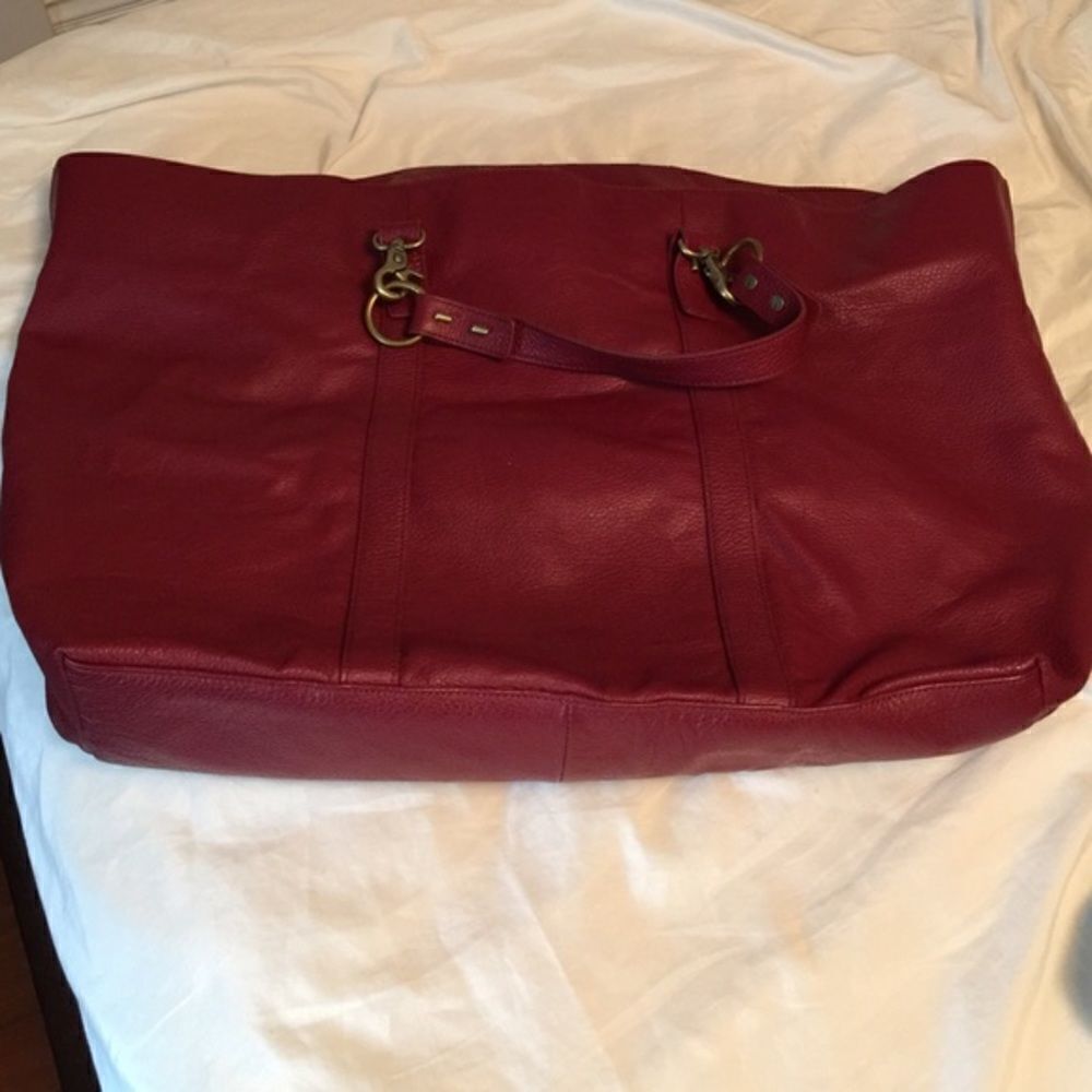 🎉1 hr sale 🎉BCBGMAXAZRIA Leather
